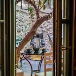 Iole Boutique House