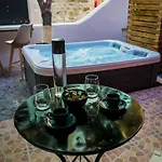 Iole Boutique House Apartment *