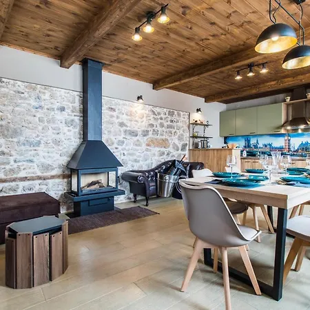 Apartman Iole Boutique House *
