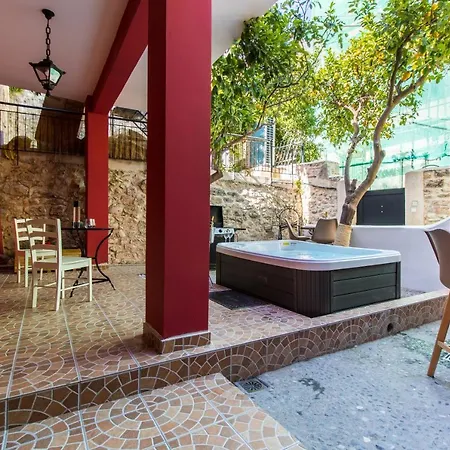 Iole Boutique House Apartmán